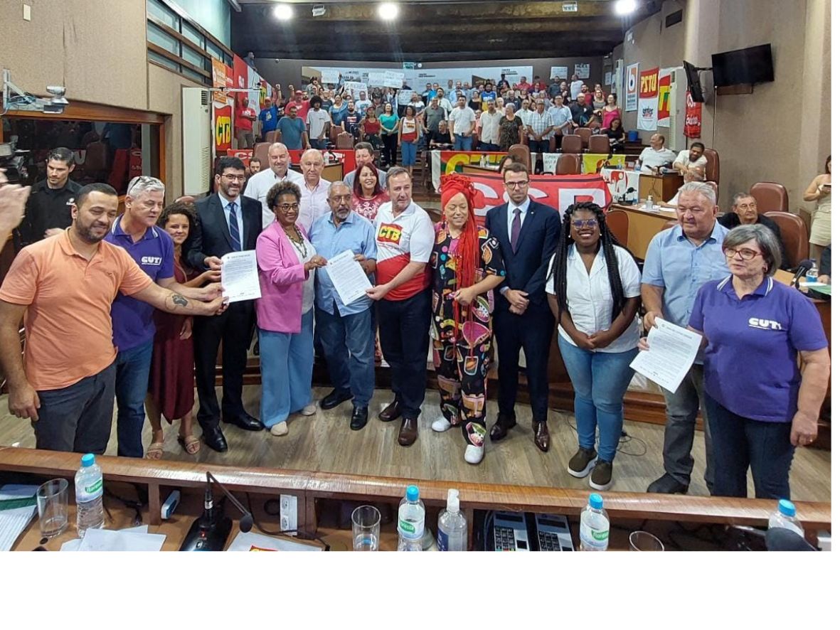 Sintrajufe/RS participa de seminário sobre combate ao trabalho escravo; depoimento de mãe do jovem que perdeu a vida em local de trabalho emociona e causa indignação