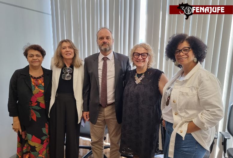 Fenajufe se reúne com assessor do Ministério da Gestão e da Inovação em Serviços Públicos em busca de apoio do Executivo nas pautas do Judiciário