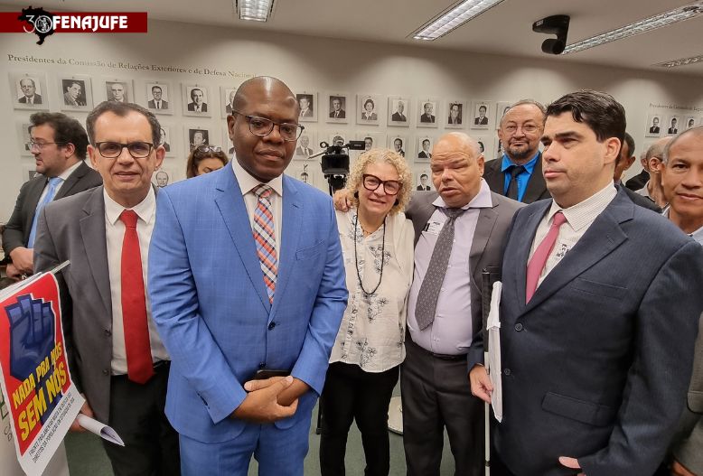 Fenajufe participa do lançamento da Frente Parlamentar Mista em Defesa dos Direitos da População em Situação de Rua
