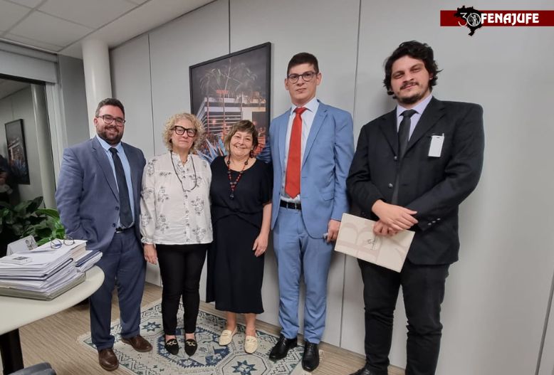 Fenajufe participa de reunião no Conselho Nacional de Justiça; na pauta as reivindicações da categoria