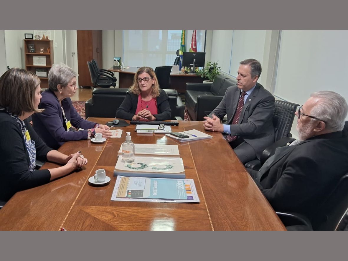 Em reunião com presidente do  TRE/SC, Sintrajusc pede apoio à luta pela antecipação de parcela da recomposição salarial