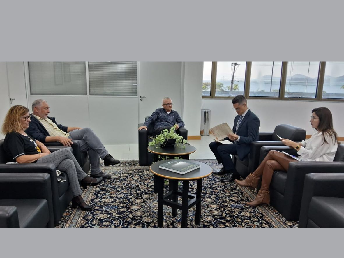 Em reunião com diretor da Justiça Federal, Sintrajusc pede apoio à luta pela antecipação de parcela da recomposição salarial