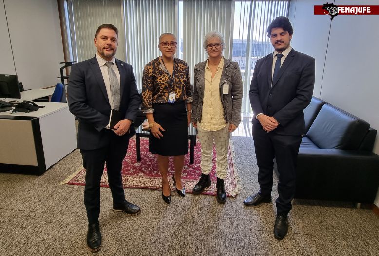 Em reunião no CSJT, Fenajufe defende a antecipação da terceira parcela da recomposição