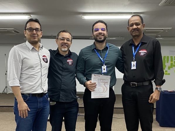 Sintrajuf-PE dá boas-vindas e aborda pautas da categoria a(o)s novos servidora(e)s do TRT6