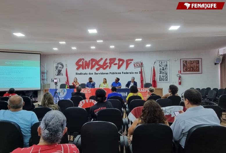 Fenajufe participa da Plenária Nacional dos Servidores Públicos Federais e contribui na defesa das pautas do funcionalismo
