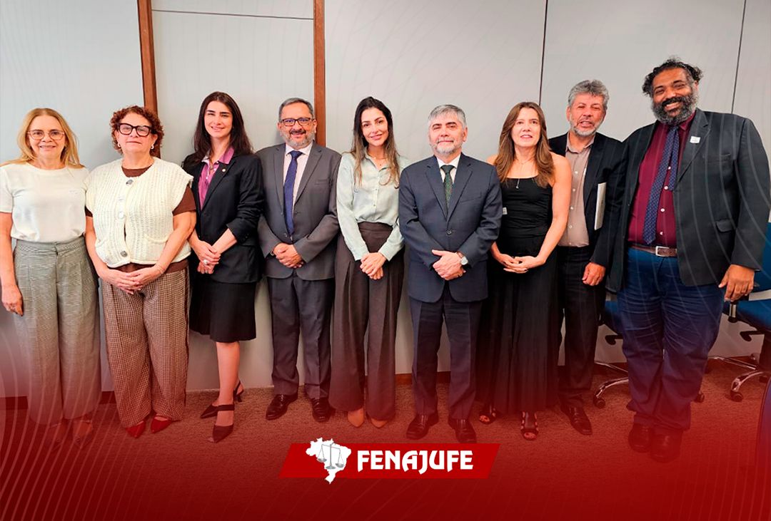 Em reunião no CSJT Fenajufe discute reenquadramento, auxílio-saúde e cargos vagos na JT