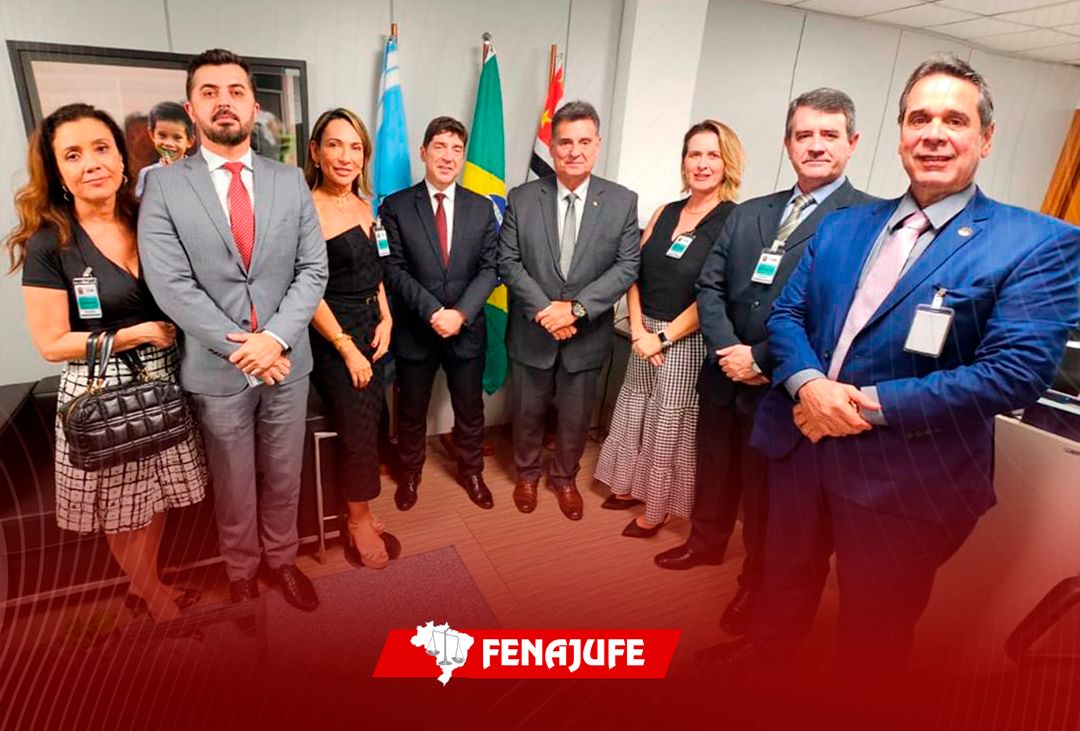 Fenajufe se reúne com o conselheiro Guilherme Feliciano para tratar do PCCS e demandas da categoria no CNJ
