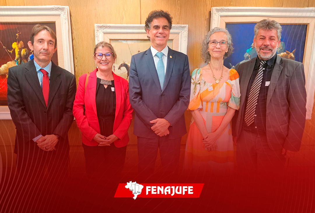 Fenajufe e sindiquinze se reúnem com o presidente do Tribunal Superior do Trabalho – TST