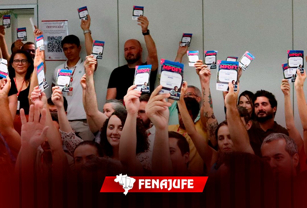 Mobilização pela simetria garante vitória e PGR encaminha reajuste linear de 8+8+8%; luta agora é pelo AQ