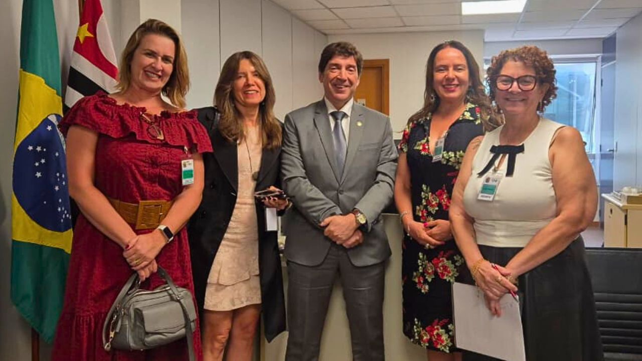 Sisejufe e Fenajufe se reúnem com conselheiro do CNJ para tratar de assistência à saúde e participação na COP 20